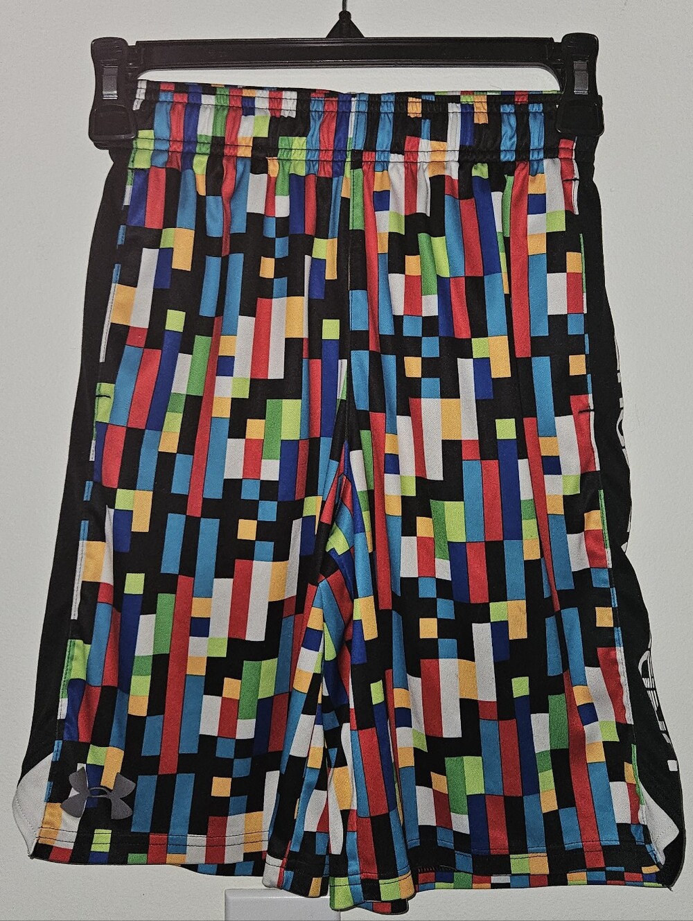 Under Armour Boys Shorts, Size YMD, Excellent Condition